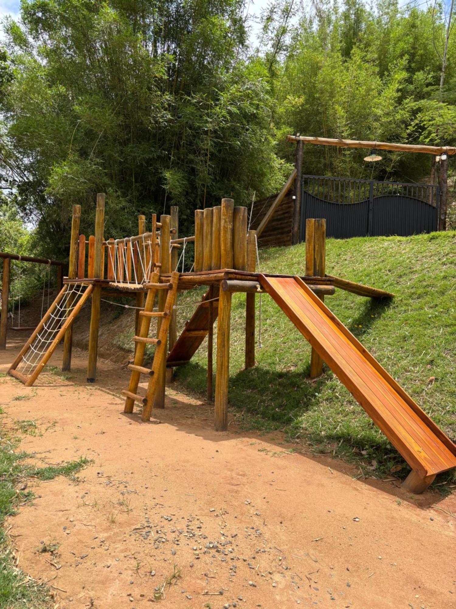 Casa Di Pedra Com Linda Vista Para Natureza - Miguel Pereira Kültér fotó
